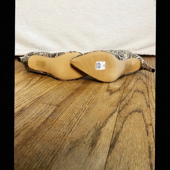 Vintage Express Snakeskin Boots, Women’s size 8.5, Discontinued at Express. - Picture 3 of 5